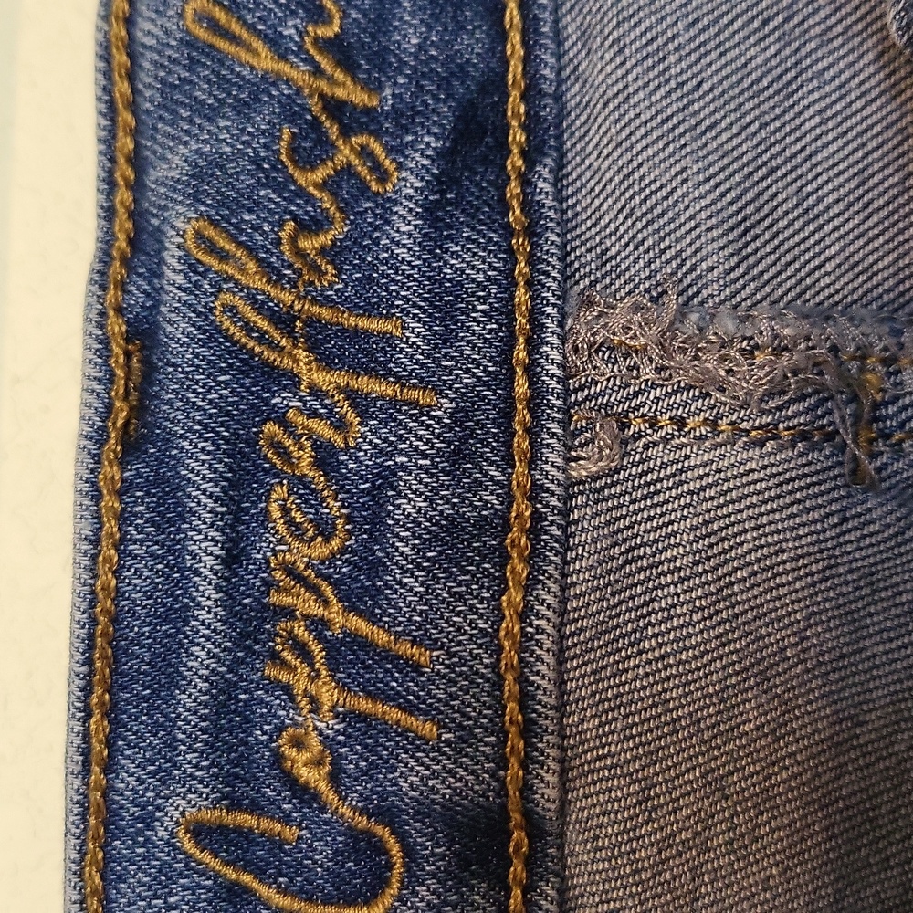 Copperflash High Rise Slim Straight Frayed Hem Jeans. Size 6 - Picture 5 of 16